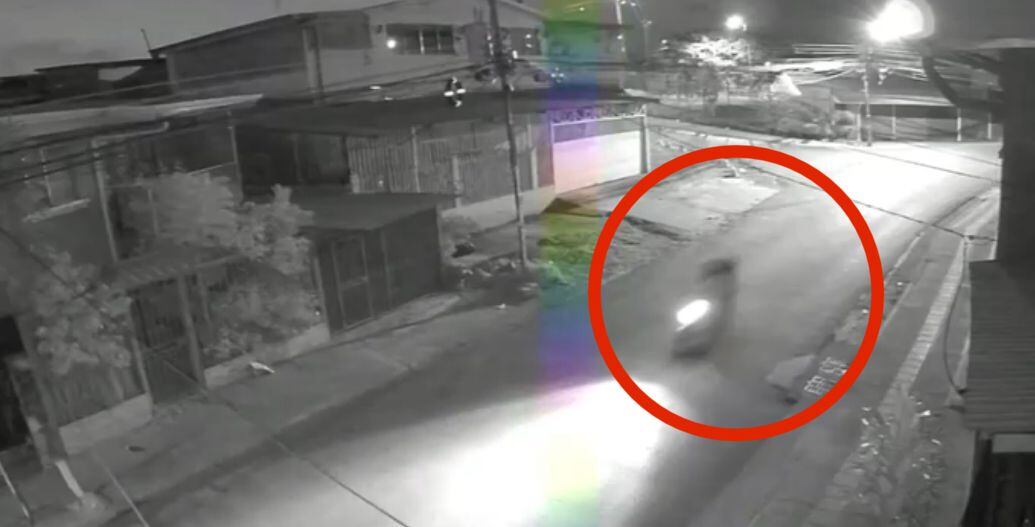 Hombres en moto dejaron a cuatro heridos dentro de un corredor en Concepción de Alajuelita.