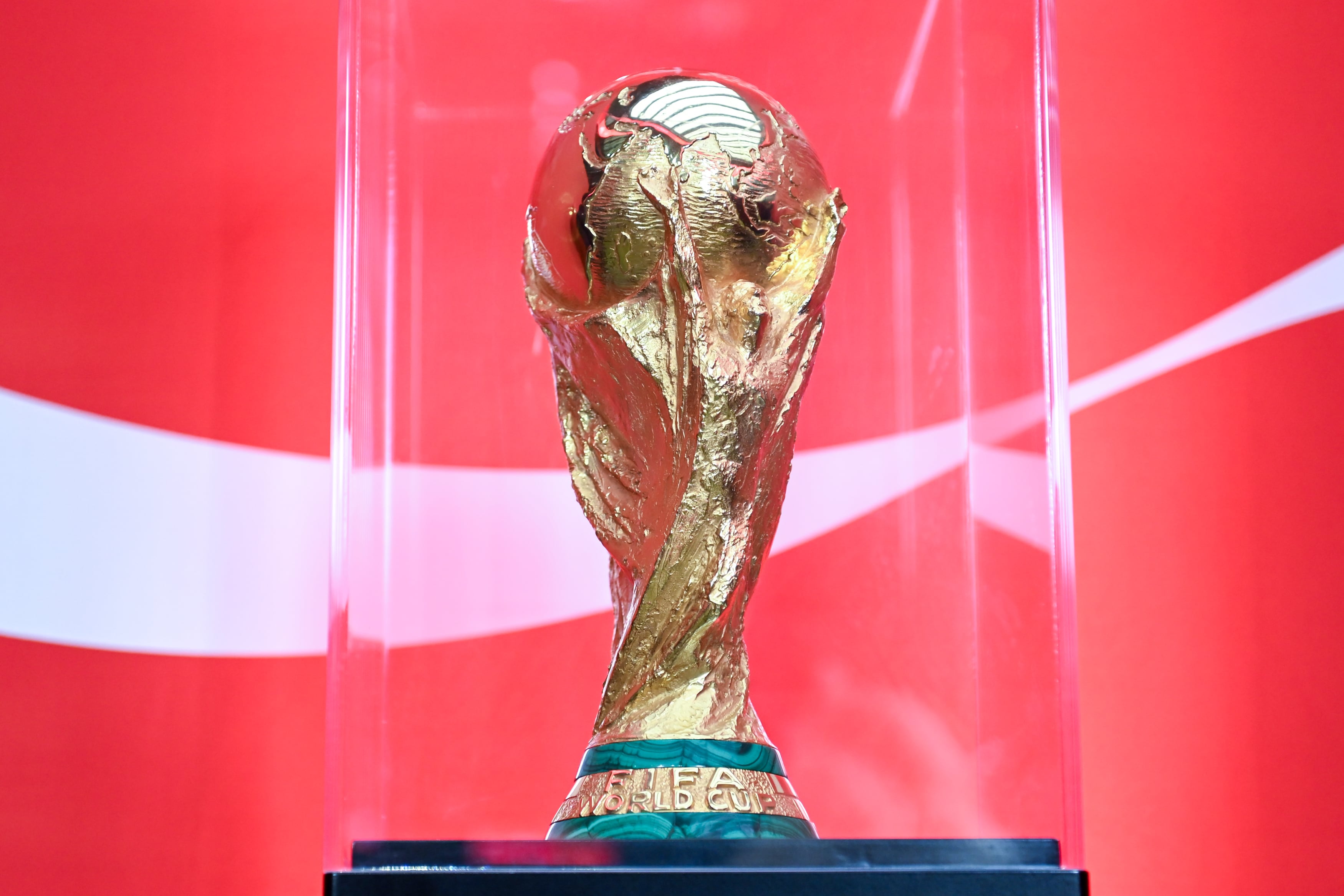 Foto de ARCHIVO)
Evento de presentación del trofeo original de la Copa Mundial de la FIFA 2026, en el estadio Bernabéu, a 7 de febrero de 2026, en Madrid (España). La Copa Mundial de la FIFA 2026 será la vigésima tercera edición de la Copa Mundial de Fútbol organizada por la FIFA y se desarrollará del 11 de junio al 19 de julio de 2026 en América del Norte: Canadá, Estados Unidos y México.
Gustavo Valiente / Europa Press
07 FEBRERO 2026 FÚTBOL;TROFEO;COPA DEL MUNDO
07/2/2026