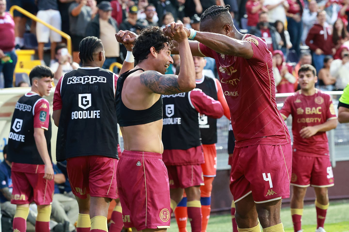 Erick Lonis es claro sobre las renovaciones en Saprissa: ‘En un club es imposible renovar a todos’