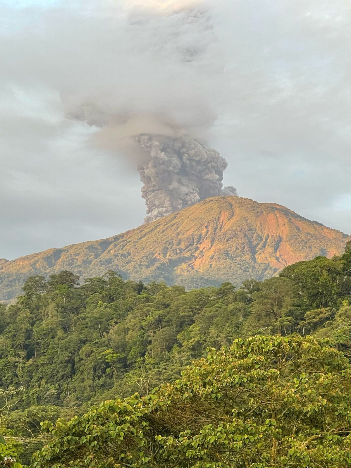 Volcán Poás, Grecia