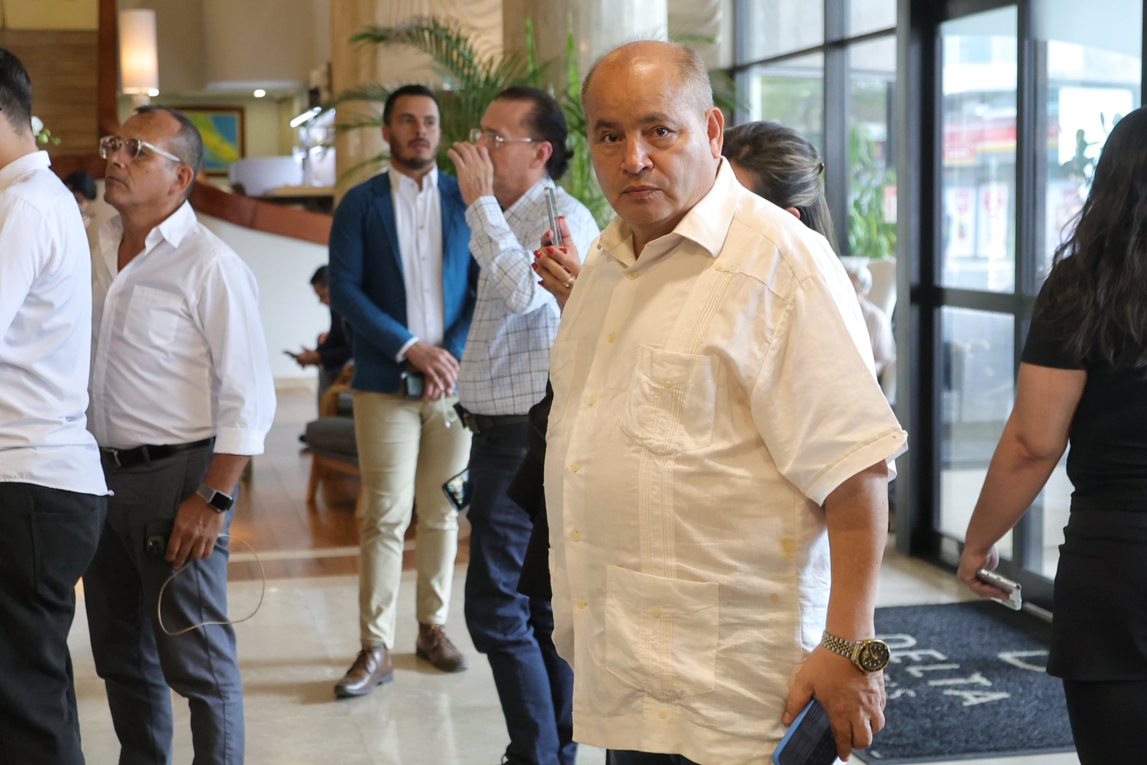 Presidencia utilizó sus canales oficiales, en redes sociales, para transmitir al menos dos discursos de un miembro del comando de campaña del Partido Pueblo Soberano (PPSO), quien llamó a votar de una manera determinada en las elecciones del 2026. Se trata de Freddy González Rojas, encargado de operaciones y logística del PPSO.