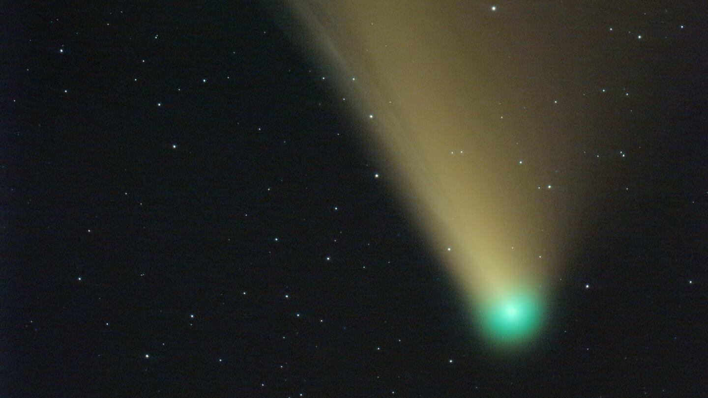 Advanced Telescopes Analyze Comet 3I/Atlas: Key Findings