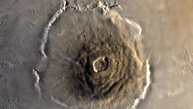 Bienvenidos al volcán más grande del sistema solar: 2,5 veces más alto que el Everest y 600 km de diámetro