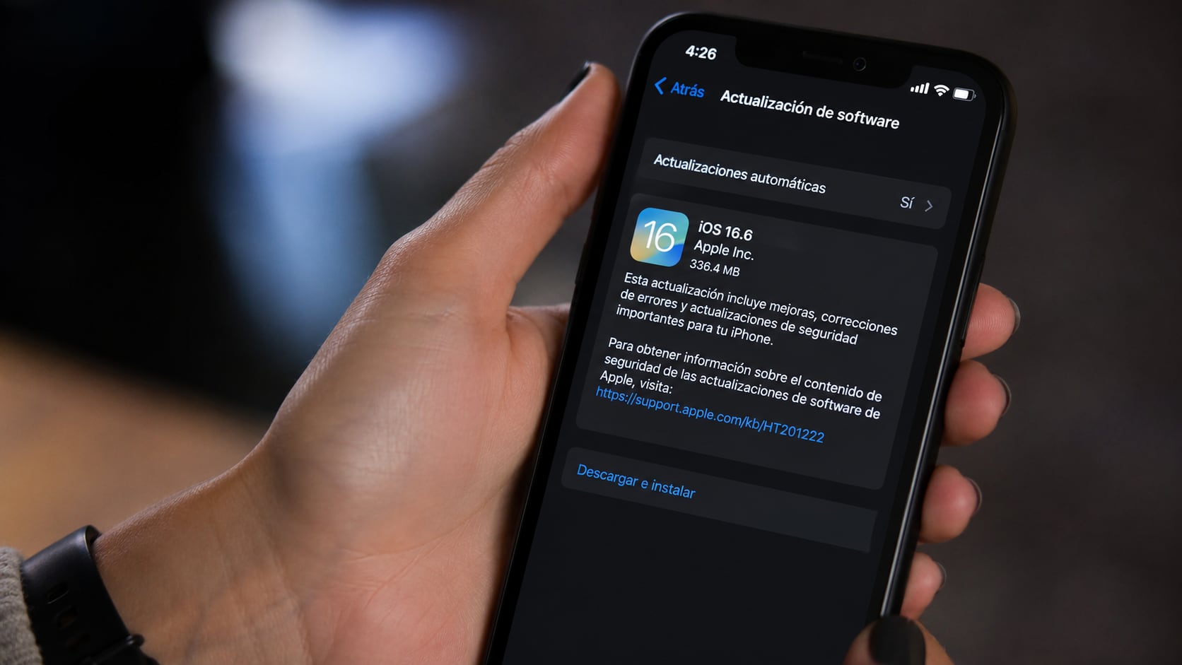 Las actualizaciones de seguridad protegen los dispositivos frente a vulnerabilidades conocidas y también mejoran su rendimiento y estabilidad.