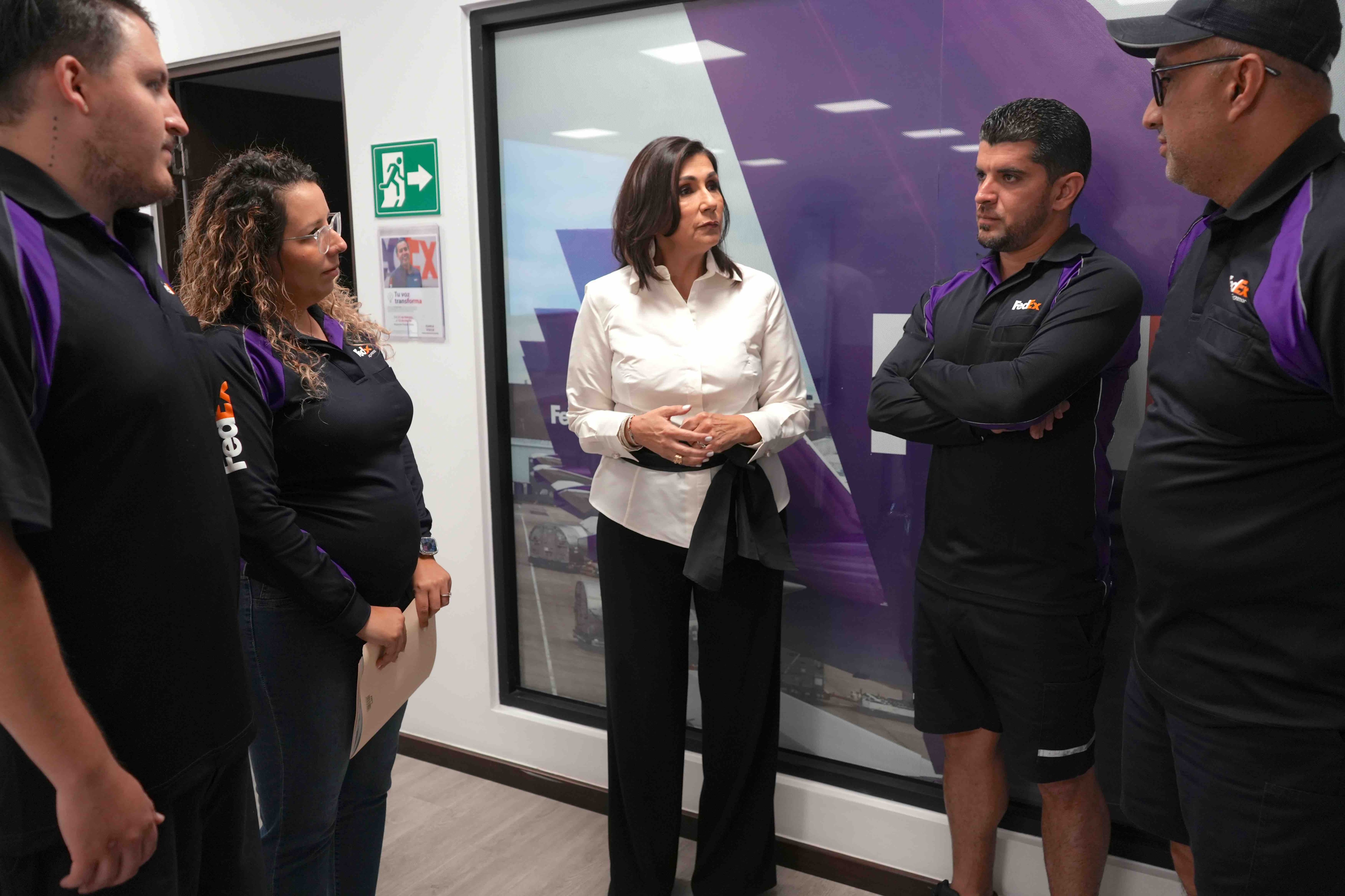 Carmen Moya, FEDEX, Mujeres revista Perfil