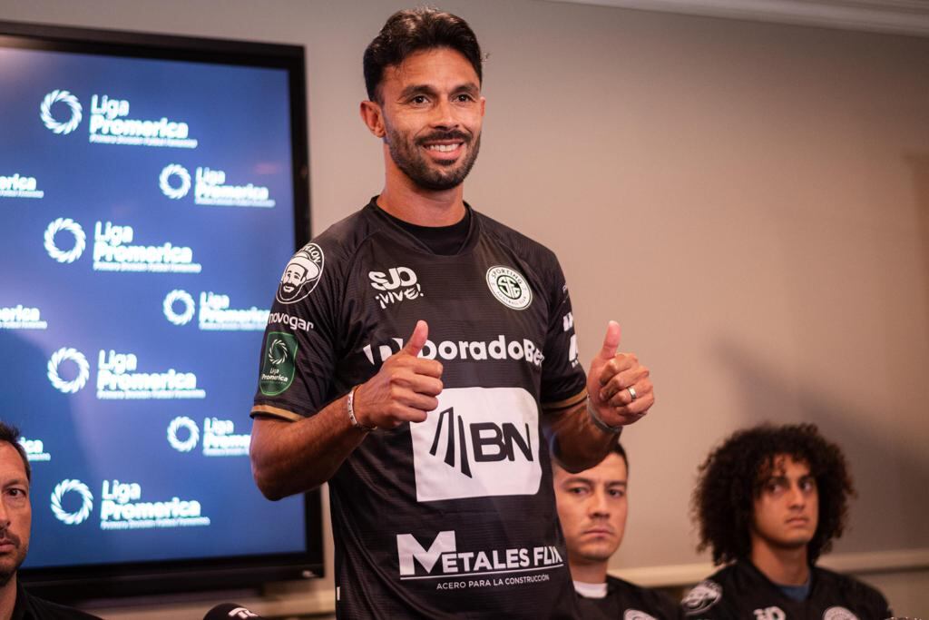 ¿Jugará Giancarlo González contra Liga Deportiva Alajuelense? Esa incógnita se despejará este viernes, en el partido entre la Liga y Sporting.