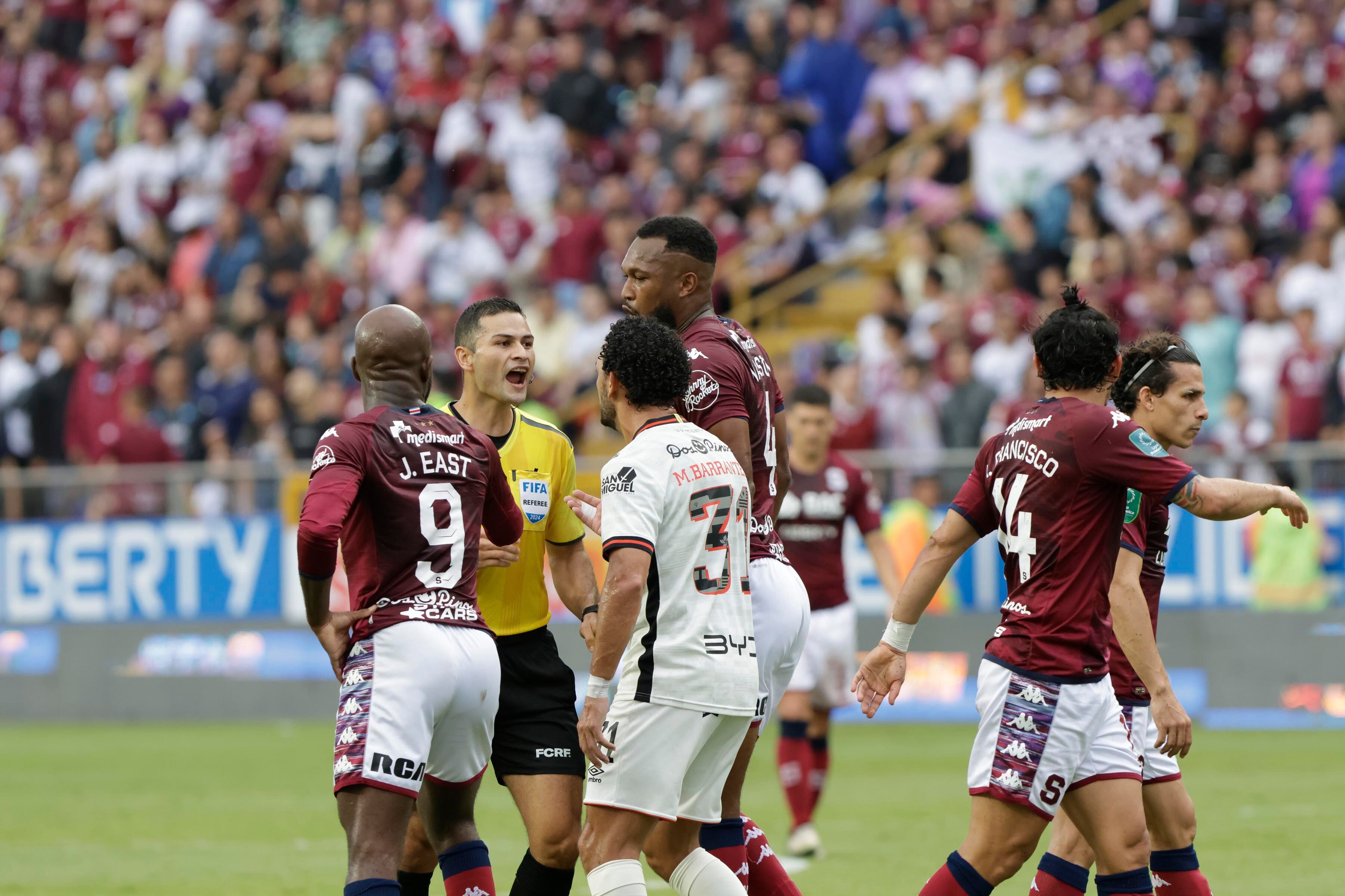 26/05/2024. Estadio Ricardo Saprissa Aymá, Tibás. Hora: 04:00 p.m. Final del del Torneo de Clausura 2024 entre el Deportivo Saprissa y Liga Deportiva Alajuelense (LDA), disputada en el Estadio Ricardo Saprissa Aymá, Tibás.