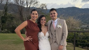 Ginnés Rodríguez ofició una boda: Pareja le pidió que los casara y ella aceptó