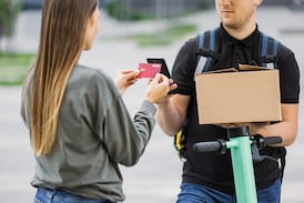 BAC tiende la mano a emprendedores con HIT, la nueva aplicación que convierte el celular en una terminal de pagos