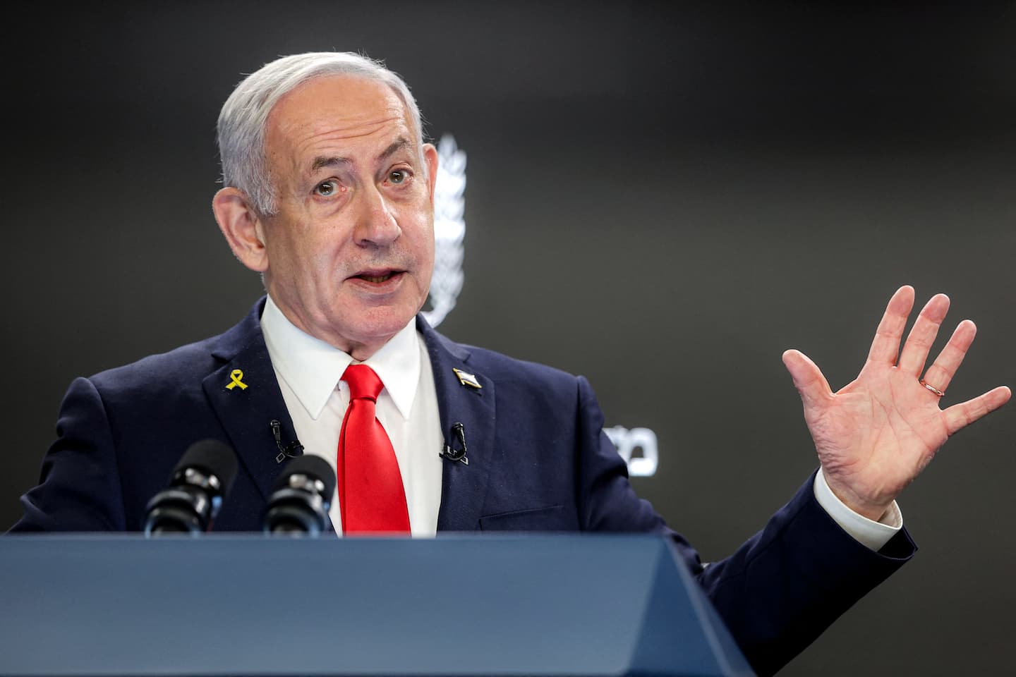 Netanyahu declaró que su gobierno no tenía planes de ocupar Gaza, a la vez que se comprometió a crear corredores seguros para la ayuda humanitaria.