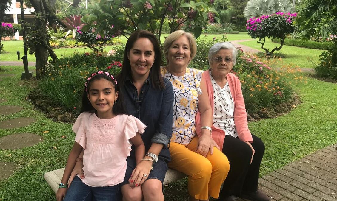 Bazar Alicia cierra después de 48 años en Heredia.