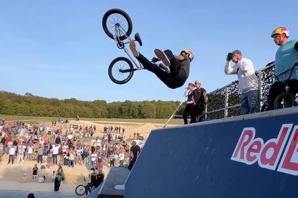Kenneth Pollis Tencio
Ciclista BMX freestyle
Torneo en Francia
1 de octubre del 2023
Cortesía