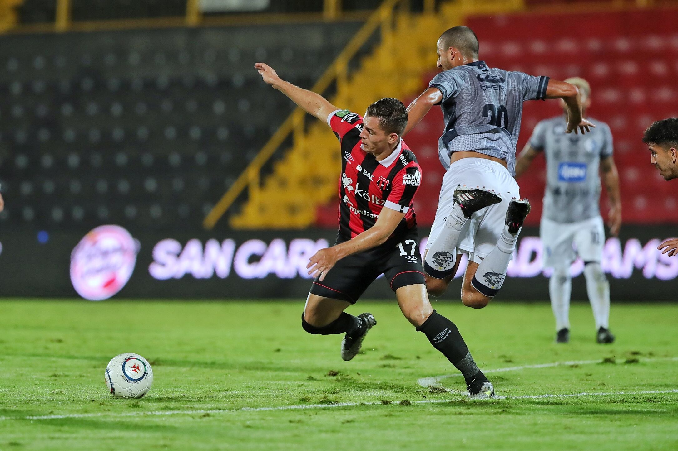13/09/2023/ Juego entre Liga Deportiva Alajuelense vs Club Sport Cartaginés por la jornada 9 del torneo apertura de la Liga Promerica en el estadio Alejandro Morera Soto / foto John Durán