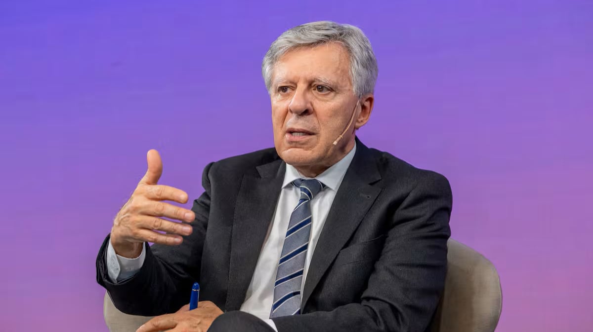 El cardiólogo Daniel López Rosetti explicó que el ejercicio actúa como tratamiento para la salud mental y mejora la depresión y el estrés en semanas.