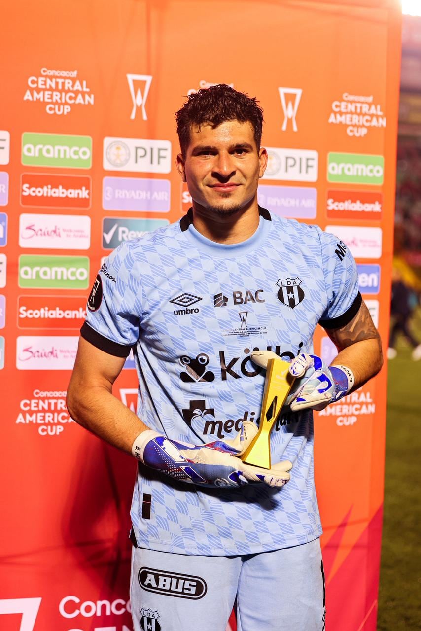 Byron Mora, portero de Alajuelense.