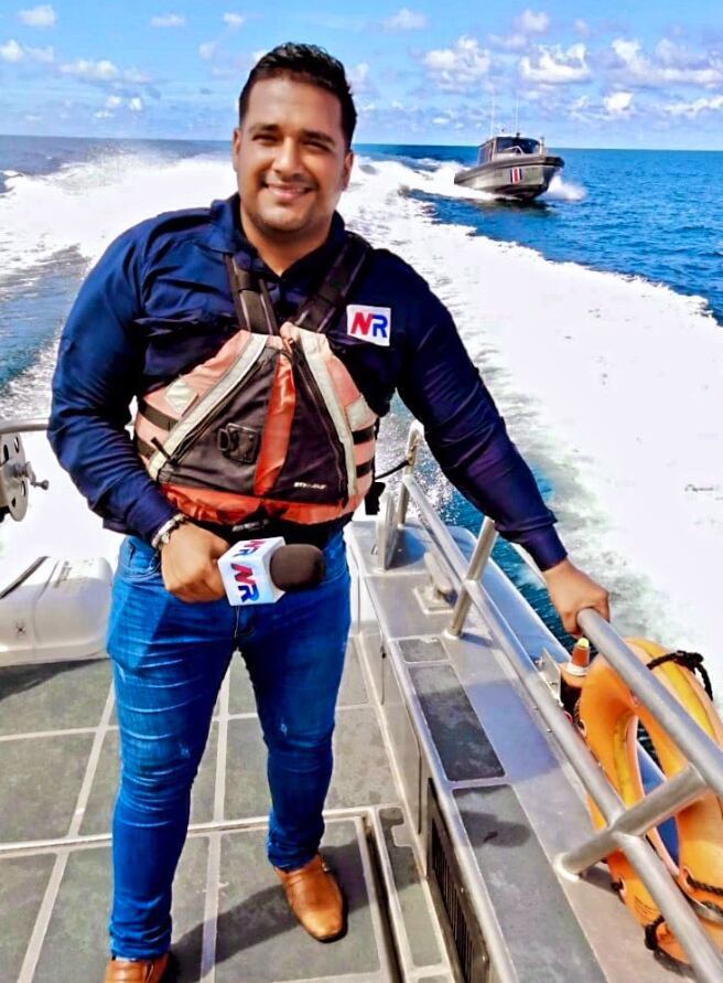 Gustavo Díaz, periodista de Noticias Repretel, canal 6.