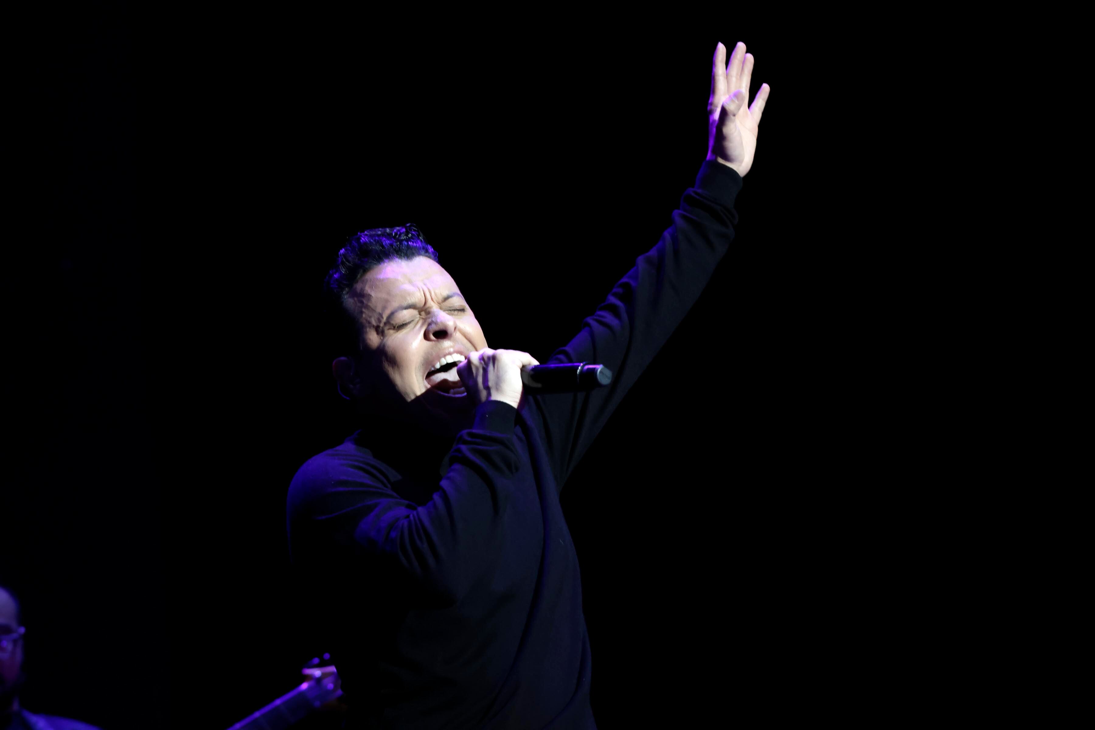 04/11/2023. Parque Viva. La Guácima de Alajuela. Hora: 07:40 p.m. El cantante venezolano Ricardo Montaner ofreció un concierto este sábado en el anfiteatro Coca Cola de Parque Viva, ubicado en La Guácima de Alajuela, como parte de su gira "Te echo de menos".En la foto, los teloneros de Nace Una Estrella. César Fuentes. Fotos: Mayela López