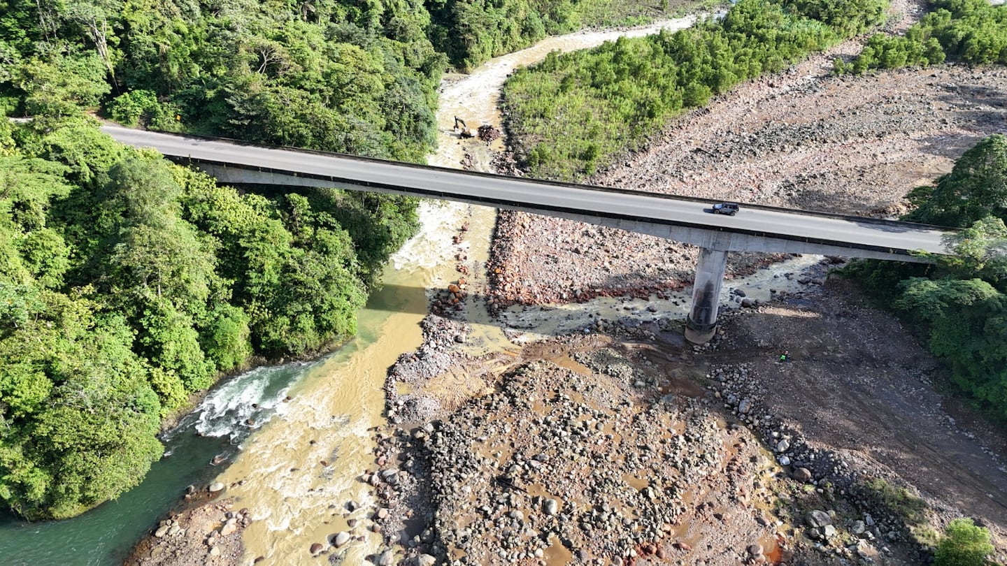 Mantenimiento en puente sobre río Sucio provocará paso regulado en Ruta 32 durante cinco días