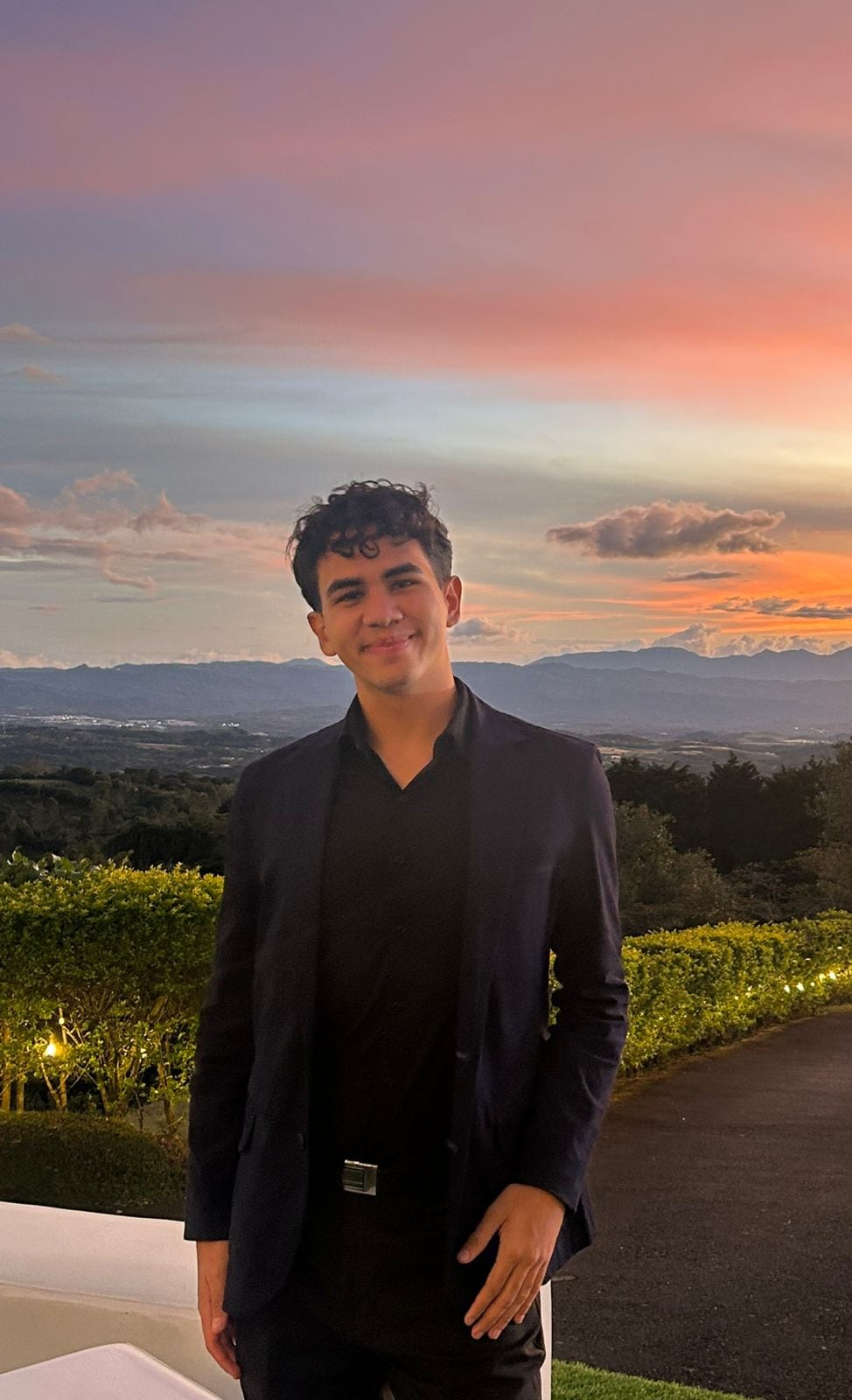 Jesús Peña Víquez tiene 19 años y vive en El Roble de Alajuela.