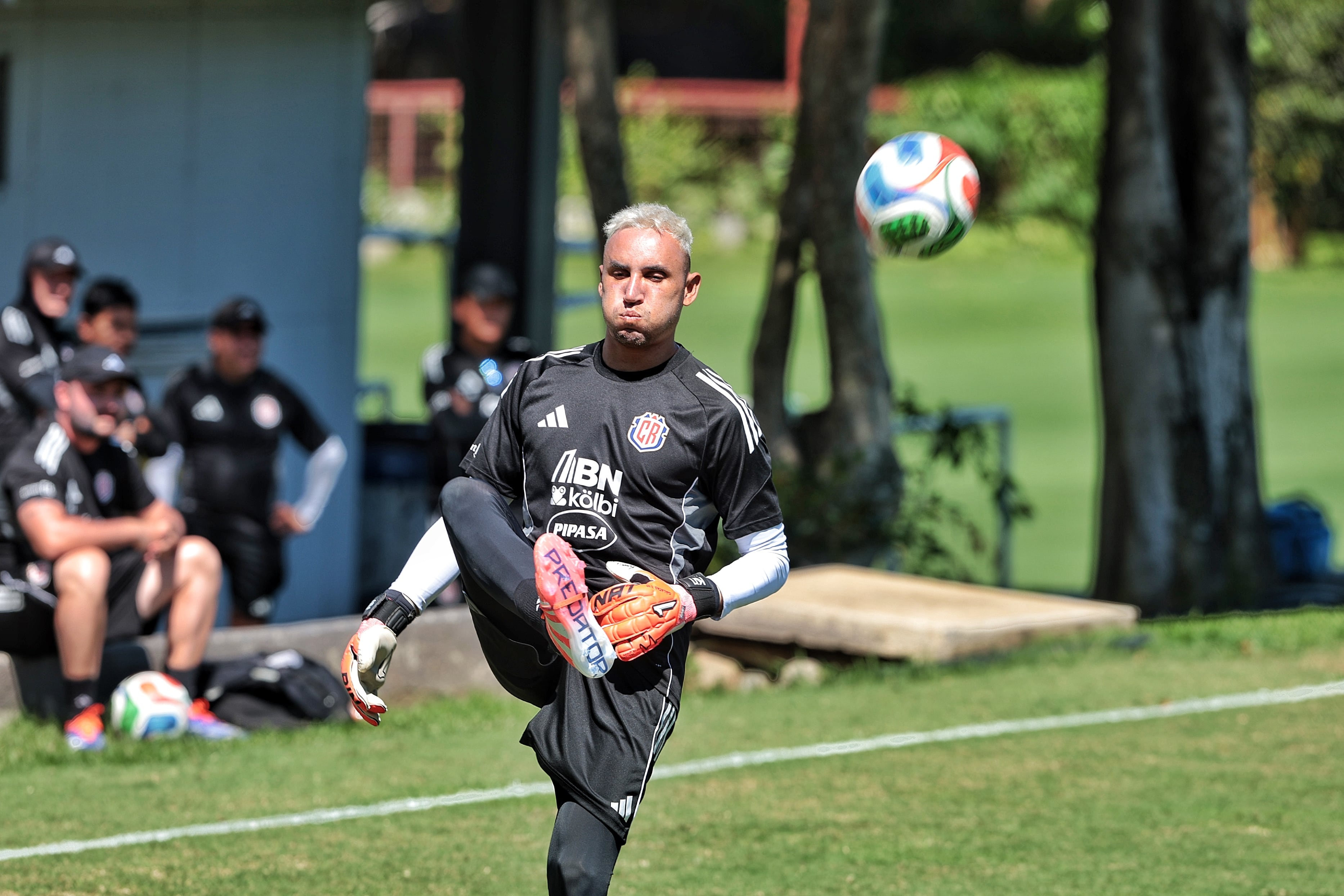 17/11/2025/ Fotos del entrenamiento de la selección nacional de Costa Rica previo a partido ante su similar de Honduras en Proyecto Gol por las eliminatorias al mundial FIFA 2026 / Foto John Durán