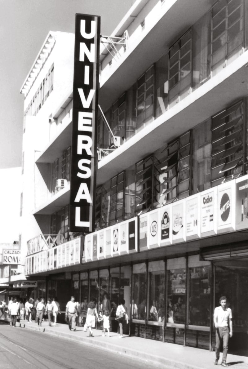 UNIVERSAL