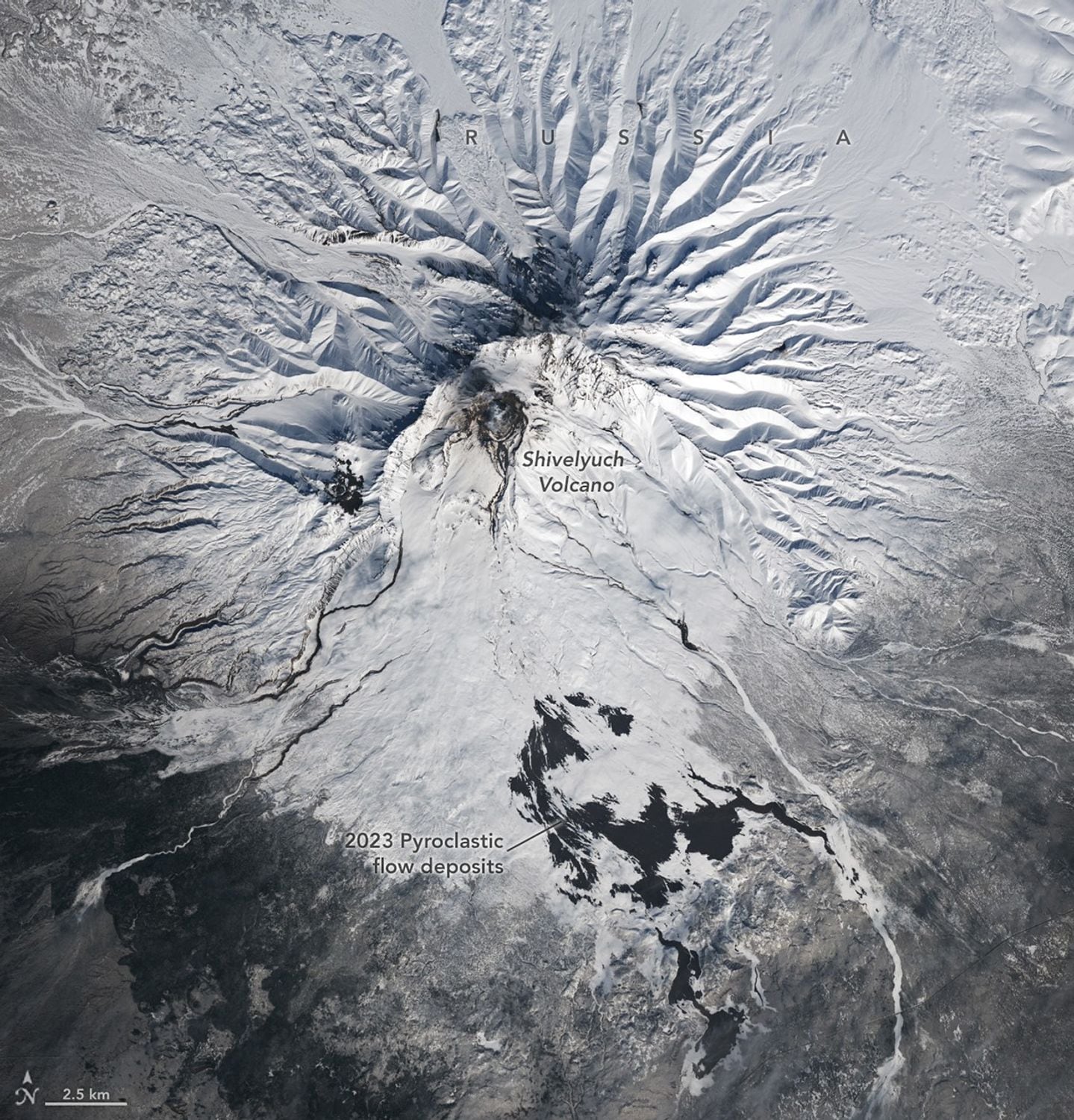 El Landsat 9 registró actividad reciente en el Shivelyuch el 23 de abril del 2026.