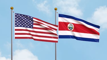 Turista estadounidense se viralizó al expresar notable asombro por elemento de la economía de Costa Rica