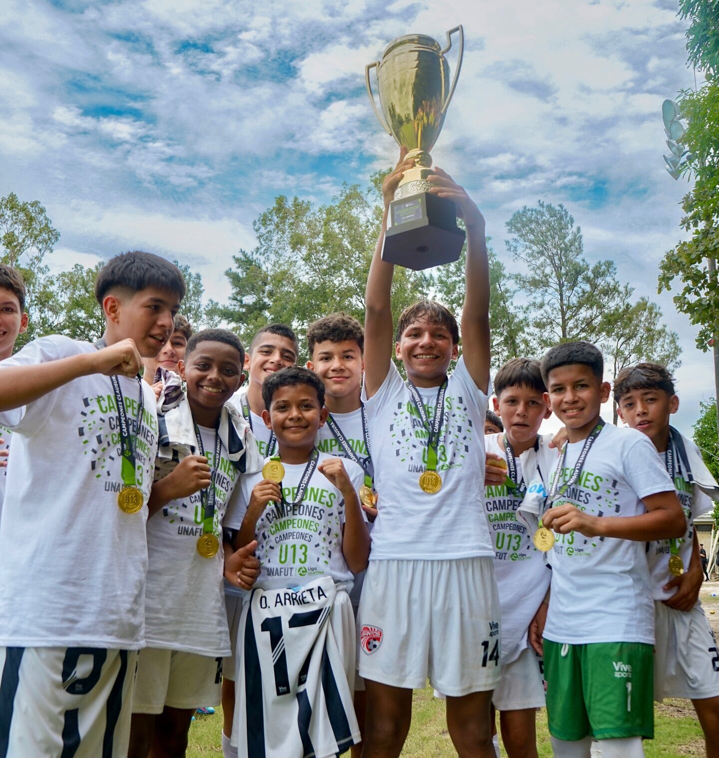 Santos iba con el marcador en contra, pero en Liberia se proclamó campeón U-13.