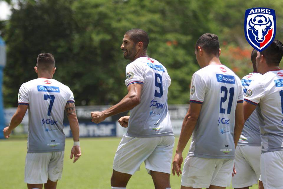 Álvaro Saborío anotó el primer gol de San Carlos ante Jicaral. Foto: Facebook de San Carlos