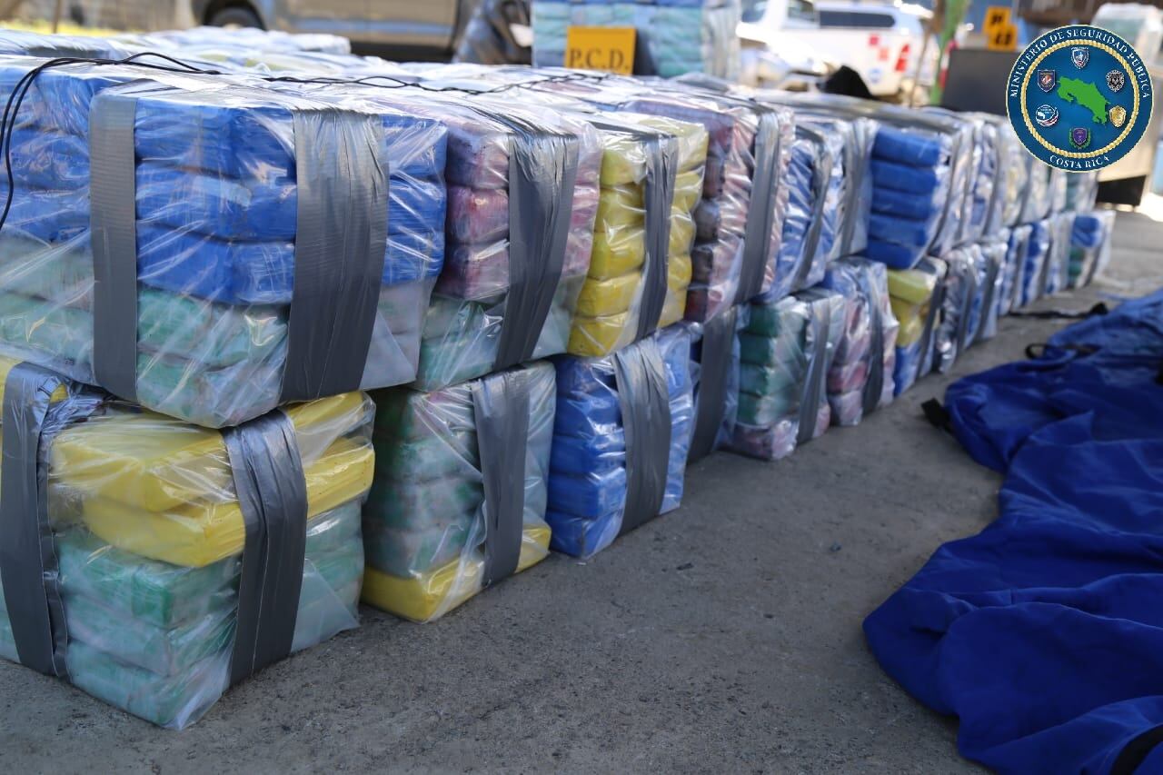 Esta fue la droga que se decomisó en la lancha que venía de Colombia. Foto: Ministerio de Seguridad