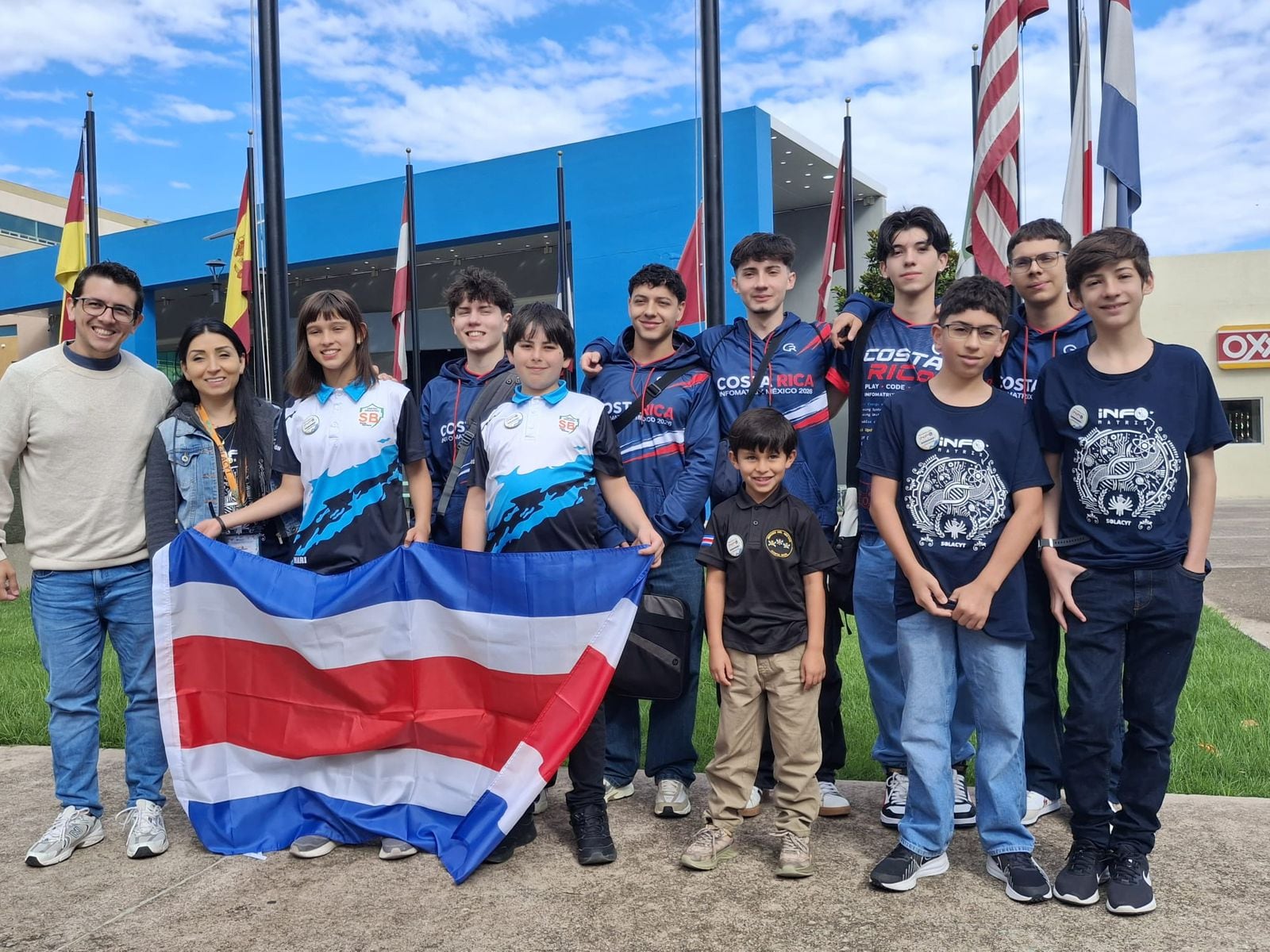 Diez jóvenes obtuvieron dos medallas de oro, tres de bronce y dos acreditaciones para representar al país en competencias internacionales.