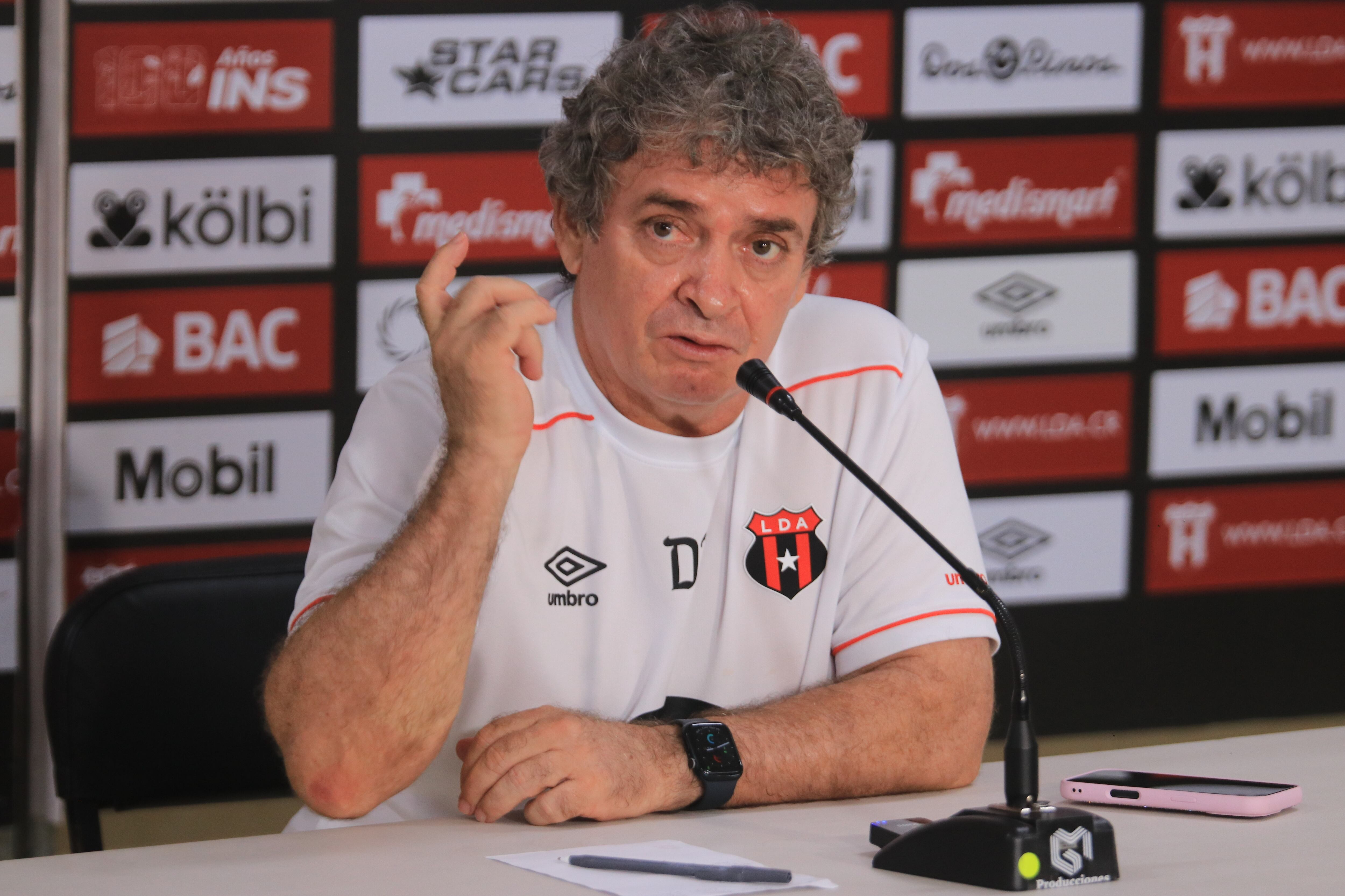 Oscar Ramírez, técnico de Liga Deportiva Alajuelense