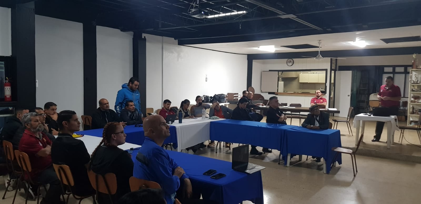 Este es uno de los cursos que organizó la Asociación Central de Árbitros de Fútbol.
