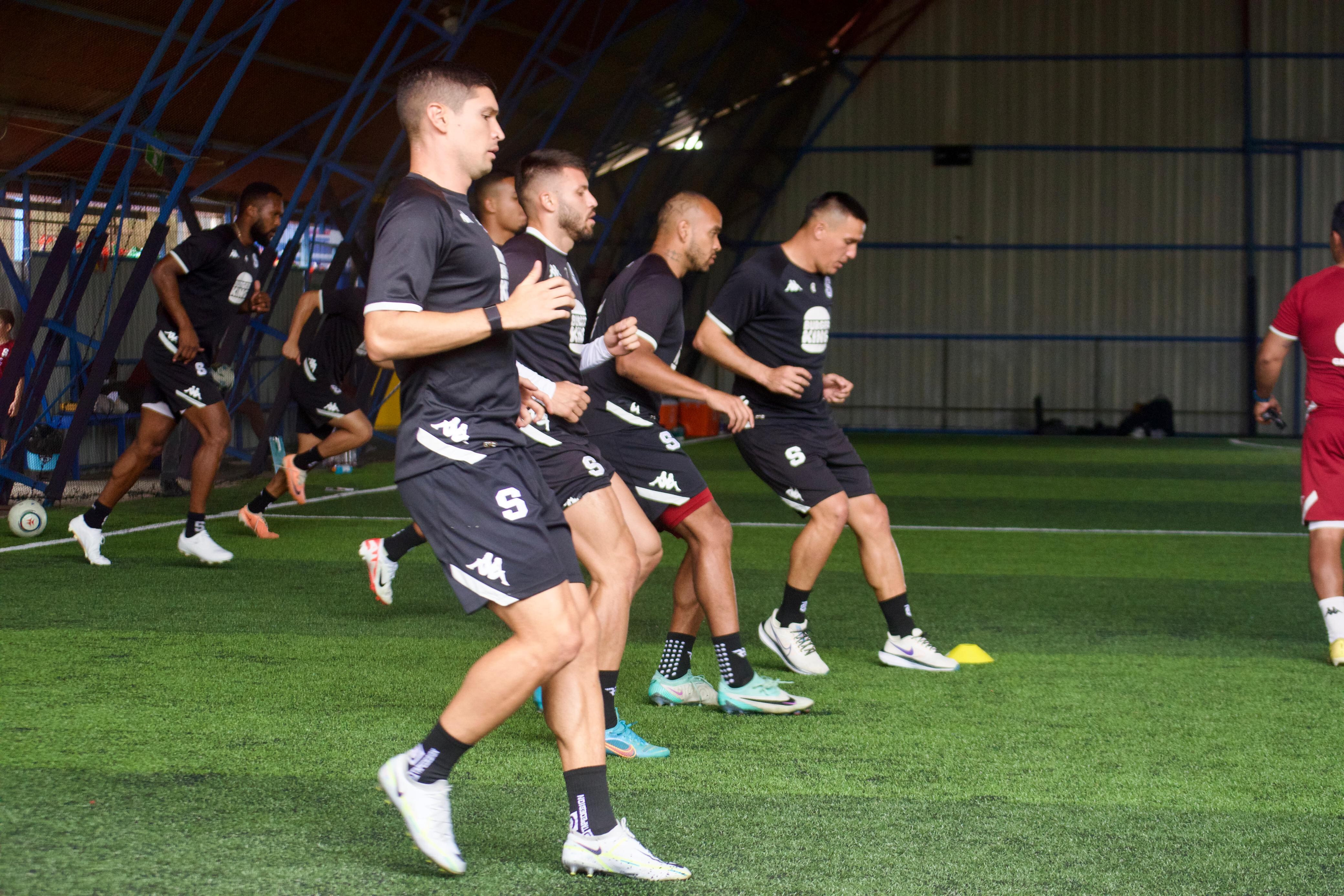 Saprissa entrena en San Carlos
