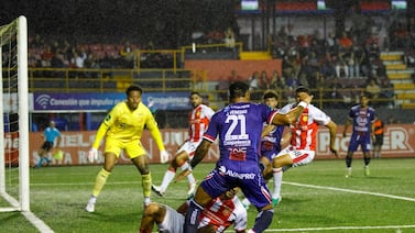 Herediano sufre dolorosa derrota en el ‘debut’ número 15 de Jafet Soto en el banquillo