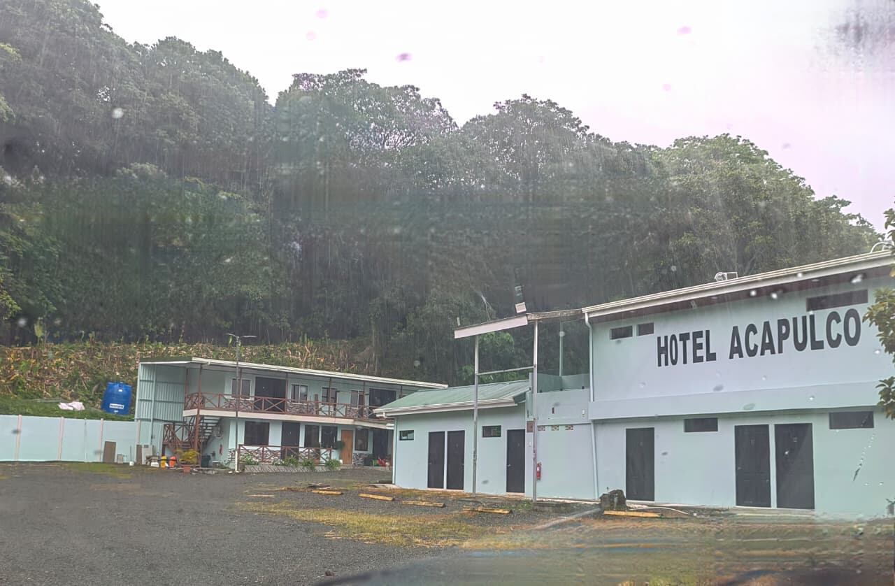 Dinero en efectivo, vehículos de lujo, botes, joya y ganado, figura entre lo decomisado por el OIJ al cartel del Caribe Sur.