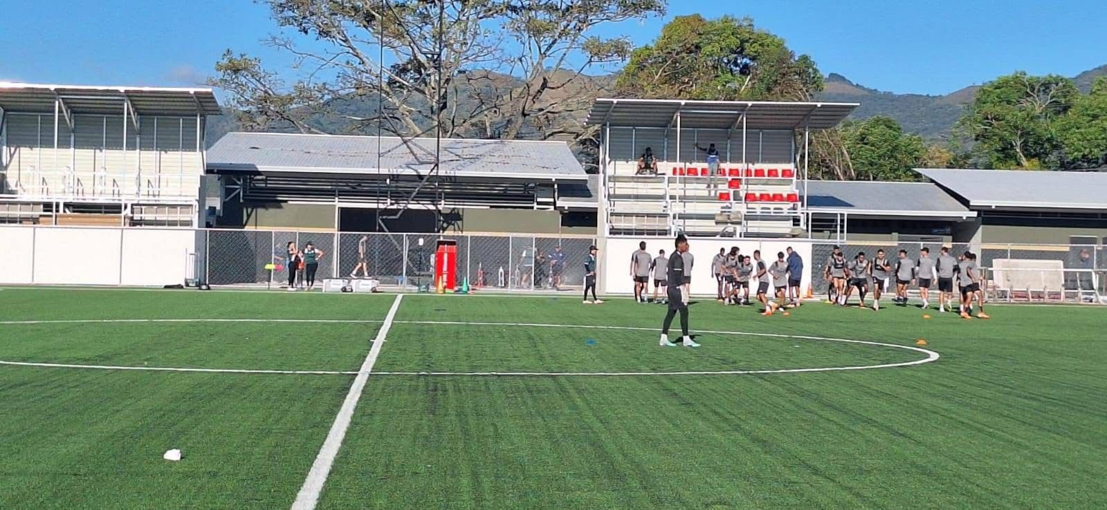 Estadio Puente Piedra
Casa Sporting FC
La Argentina de Grecia
6 de enero del 2026
Fotografías: Grecia Deportes