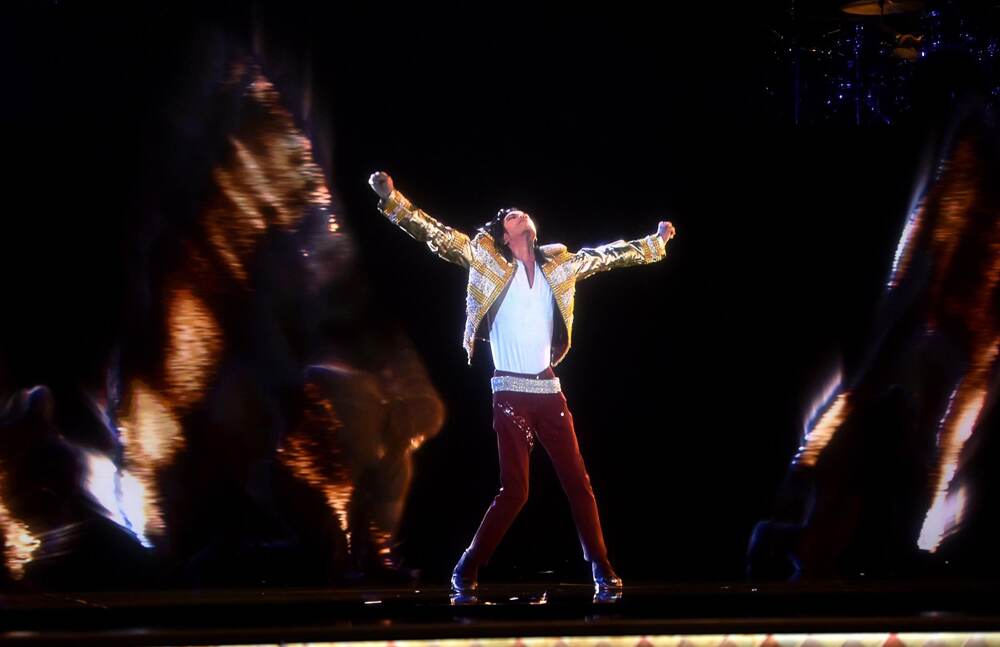 Hace dos años exactos, en la ceremonia de los premios Billboard, Michael Jackson fue “resucitado” mediante un holograma.