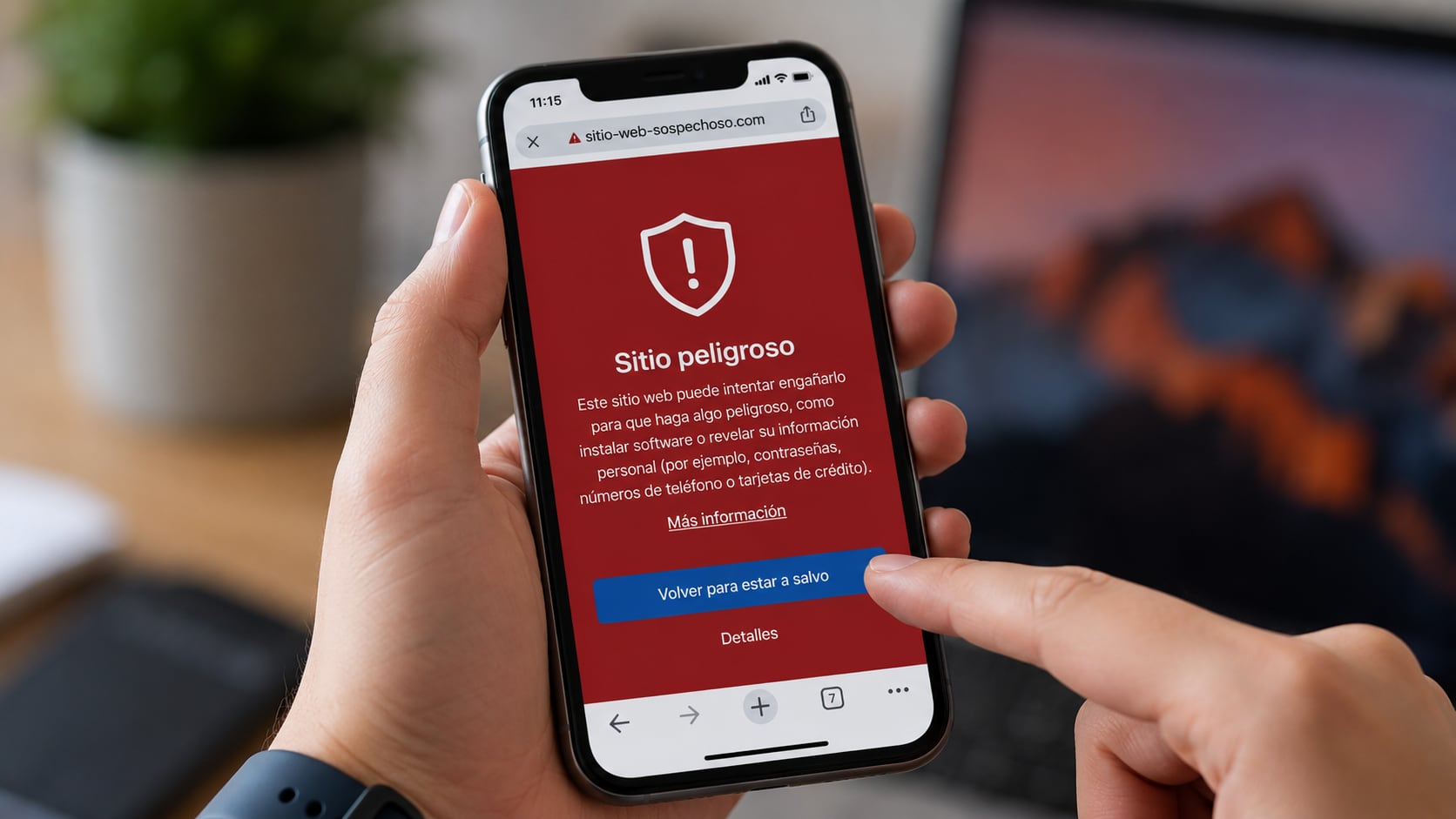 ¿Pueden robarle sus cuentas solo por abrir una página web? Esto explican los expertos