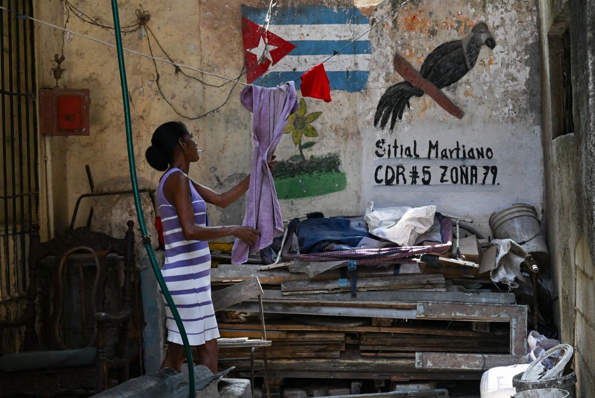 El líder de Cuba advirtió el 18 de mayo sobre un “baño de sangre” en caso de un ataque estadounidense, mientras el Departamento del Tesoro de Estados Unidos sancionó a la agencia de inteligencia cubana y a altos dirigentes, un aumento de tensiones.