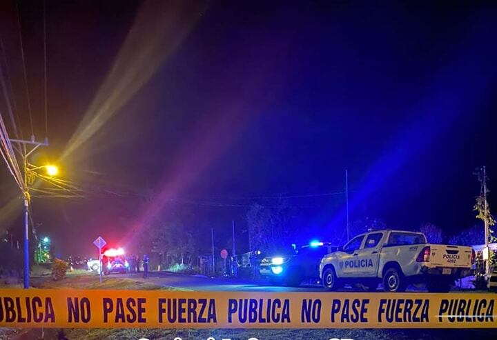 La pugna entre grupos por presuntos líos del narcotráfico cobró la vida de un muchacho de 19 años la noche de este miércoles en Siquirres. Foto: Cortesía Cariari informa.