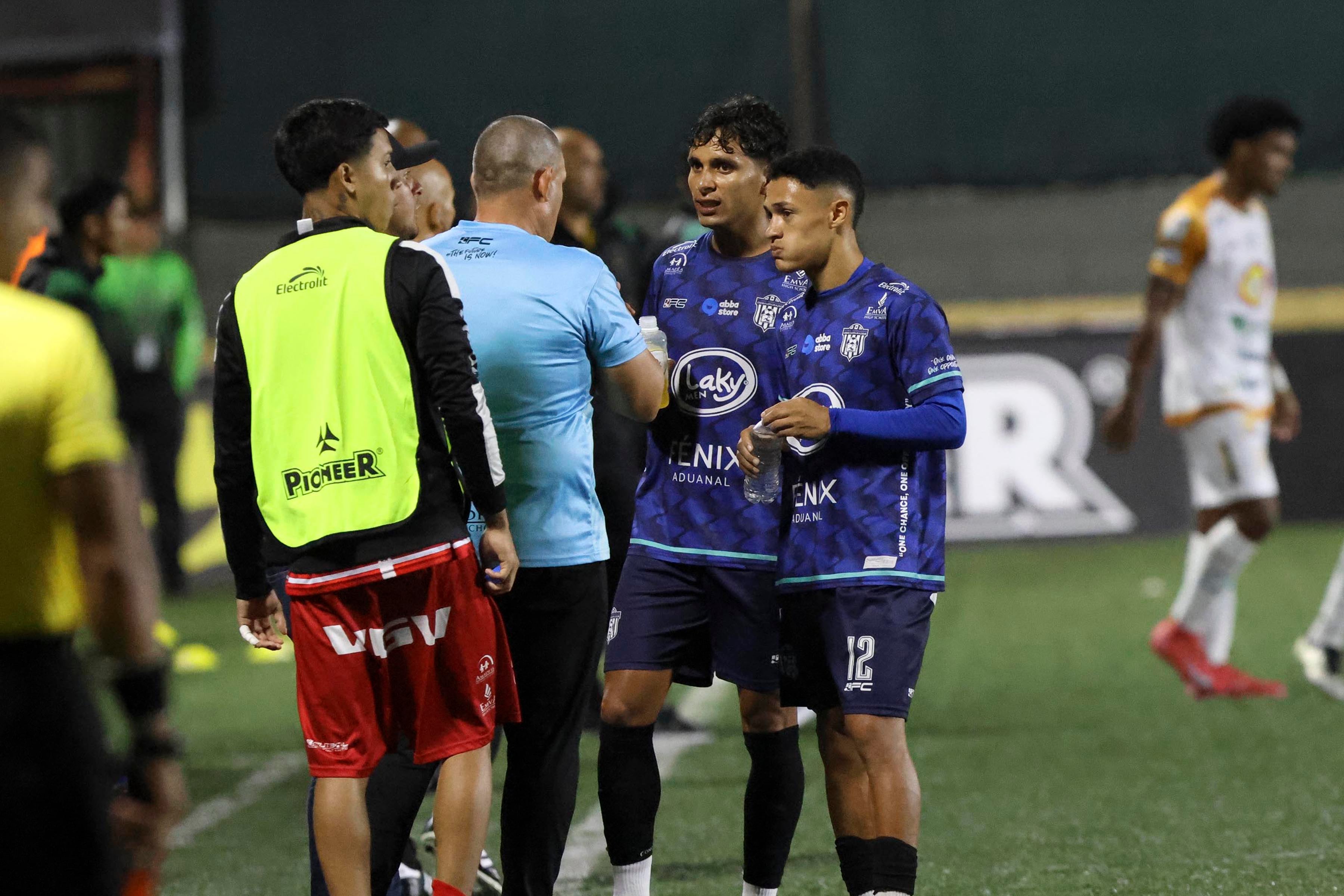 Consultants vs Inter San Carlos