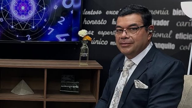 Marcelo Castro reveló uno de los secretos que tiene para verse tan jovial y fresco a sus 65 años.