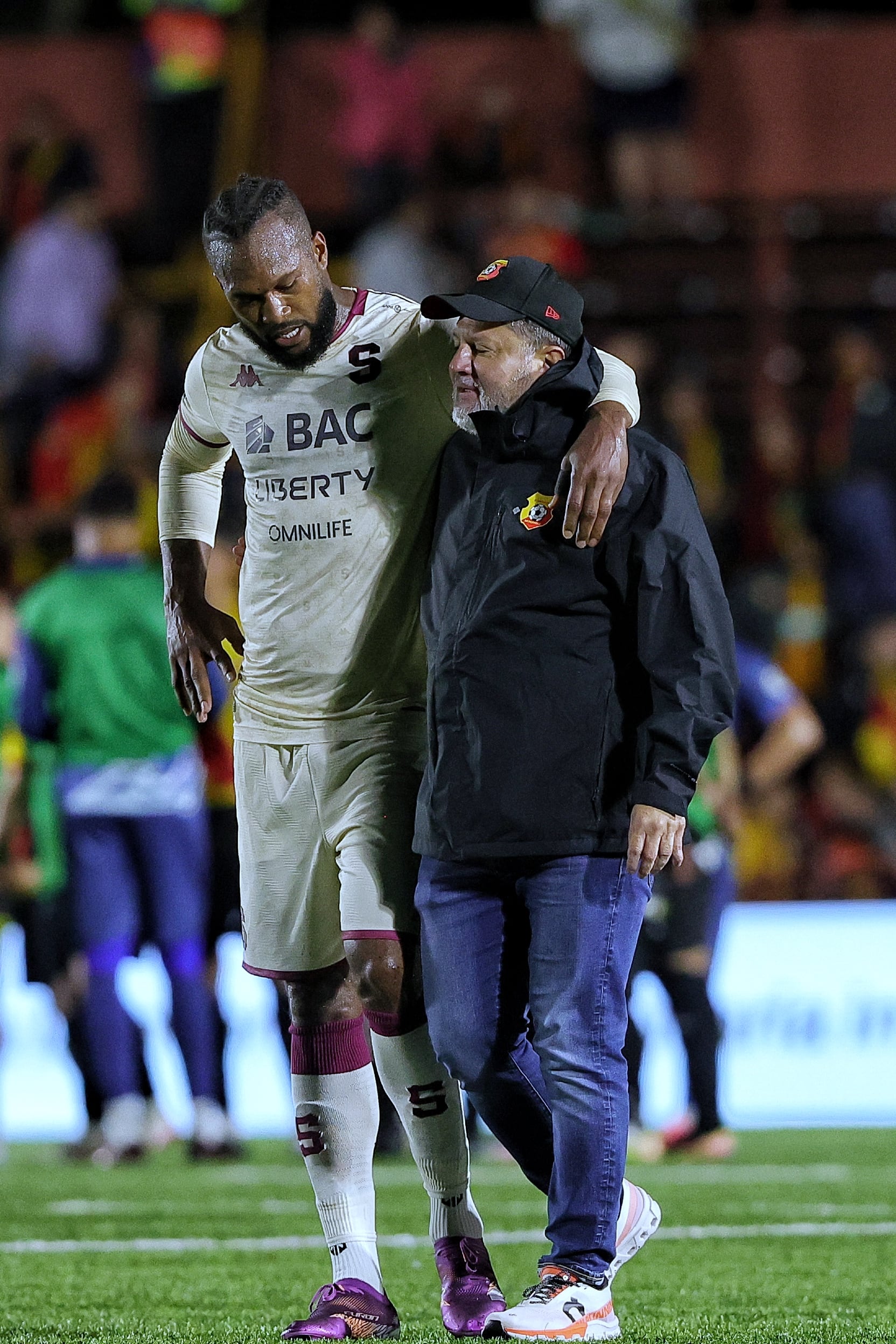 17/09/2025/ Juego entre el Club Sport Herediano vs Saprissa por el torneo apertura 2025 de la Liga Promerica en el estadio Carlos Alvarado / foto John Durán