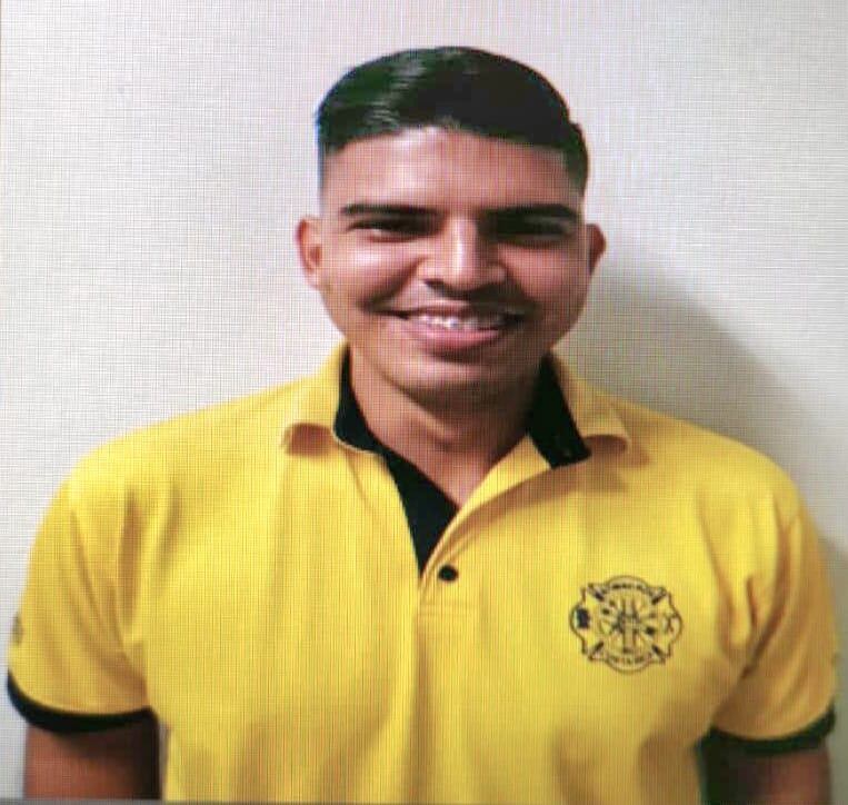 El bombero voluntario Jason Alvarado Sánchez era uno de los bomberos que participaba en un ejercicio mensual de rescate en ríos y cuerpos de agua. En determinado momento, en una de las maniobras que realizaban, el muchacho quedó sumergido y aunque los compañeros lo rescataron con vida, entró en paro cardiaco. 29 de octubre 2023