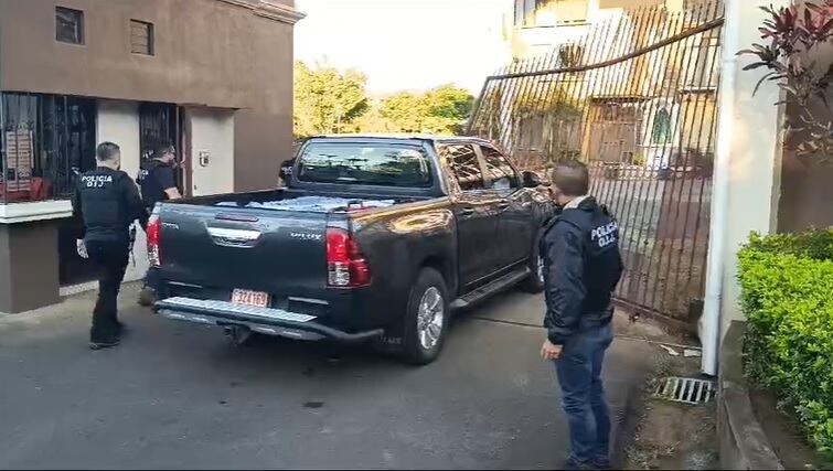 Allanamiento a Fundación Manos Abiertas.