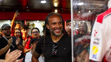 Jonathan McDonald le entrega un tesoro a Alajuelense: el video del emotivo momento ya es viral