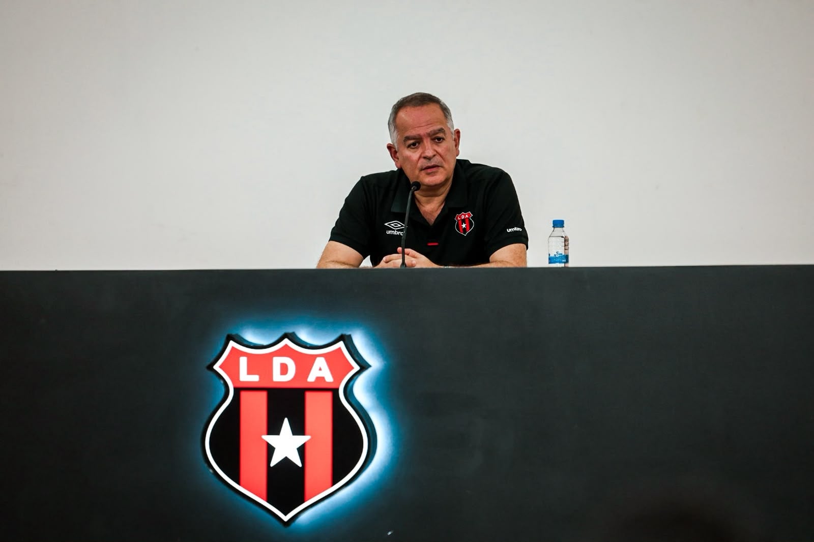 Joseph Joseph afirma que en Liga Deportiva Alajuelense no hay tolerancia con la indisciplina.