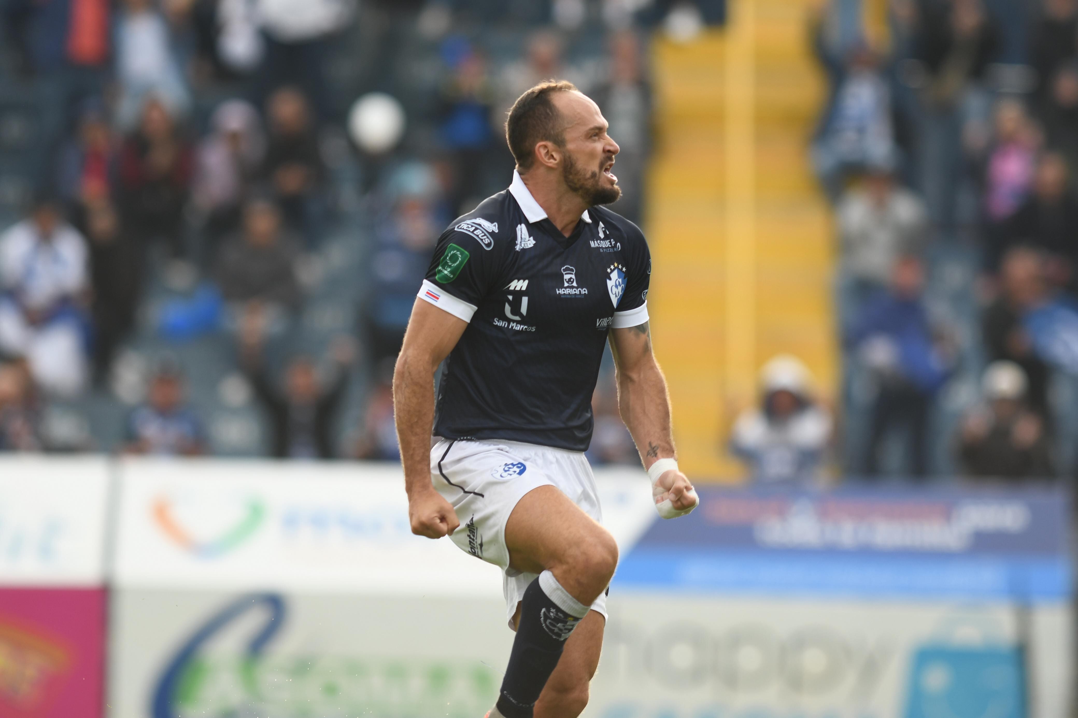 Cartaginés - Pérez Zeledón, estadio Fello Meza
