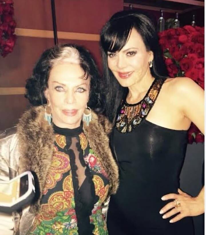 Maribel Guardia con Paquita la del Barrio y Tongolele.